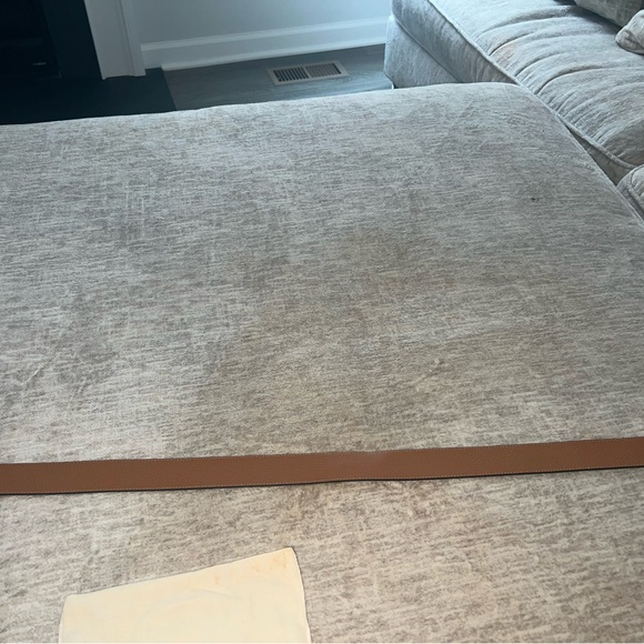 LV Initiales 30mm Reversible Belt - Picture 4 of 4